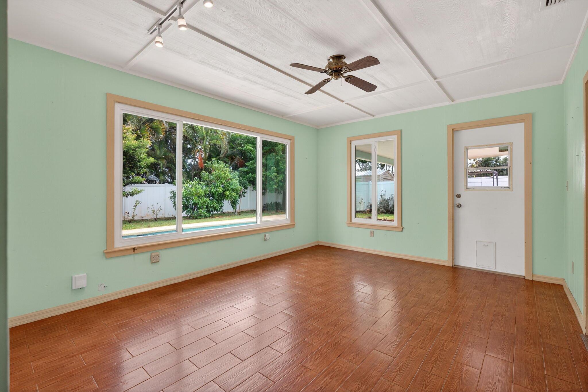 EASTRIDGE ESTATES / Hobe - Residential