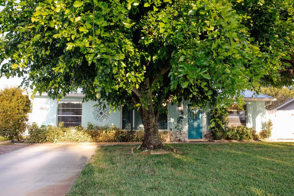 Photo of 8675 SE Keathley Court, Hobe Sound, FL 33455 (MLS # R11144157)