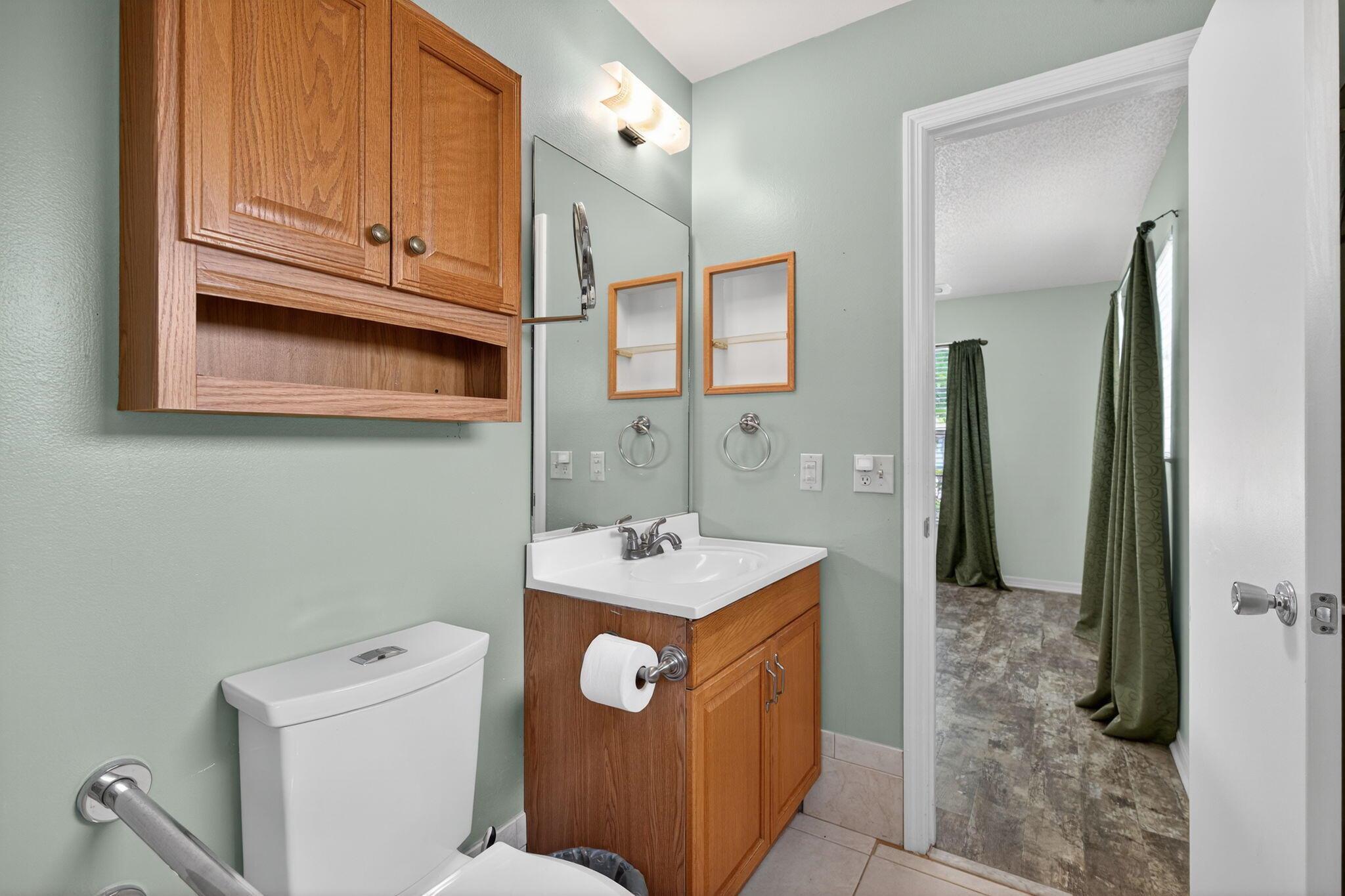 EASTRIDGE ESTATES / Hobe - Residential