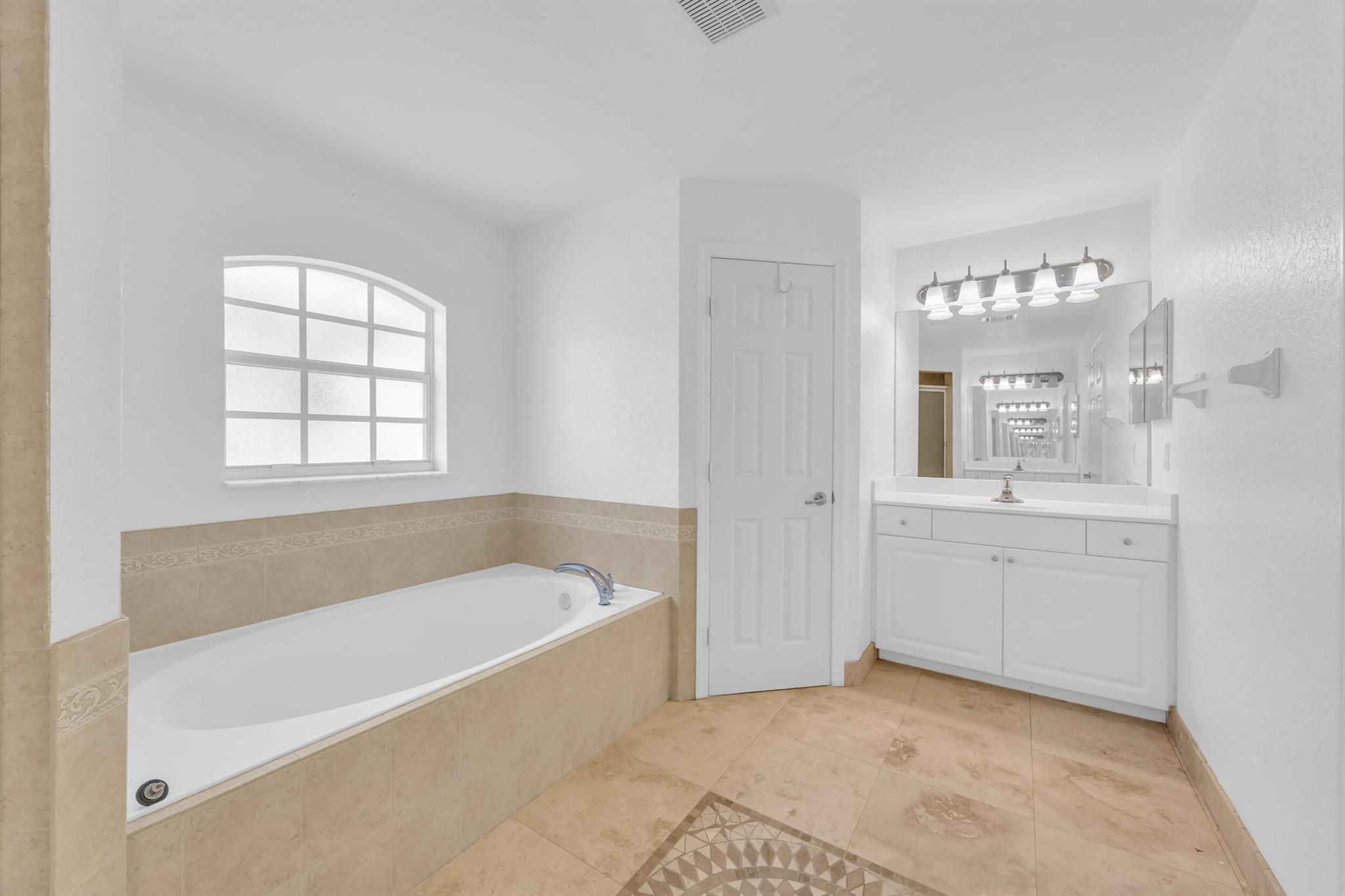 PORT ST LUCIE SECTION 15 - Residential Lease