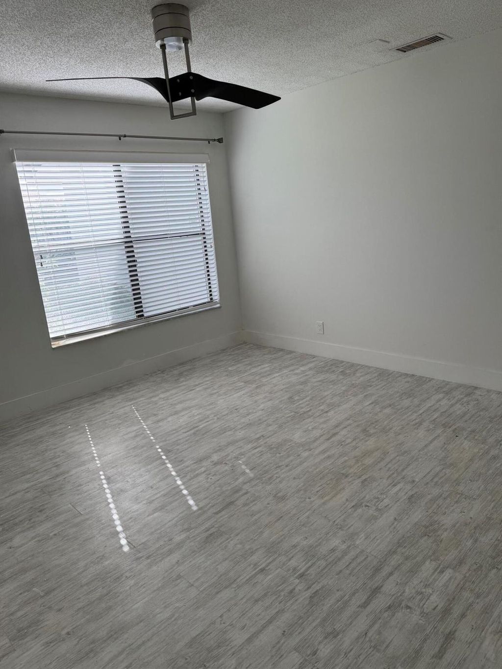 Photo of 5545 Lakeview Mews Terrace, Boynton Beach, FL 33437 (MLS # R11149351)