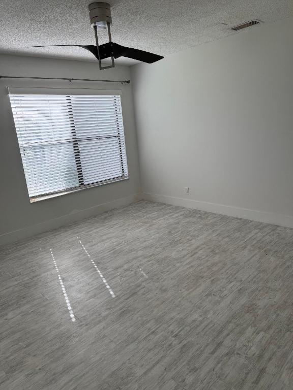 5545 Lakeview Mews Terrace