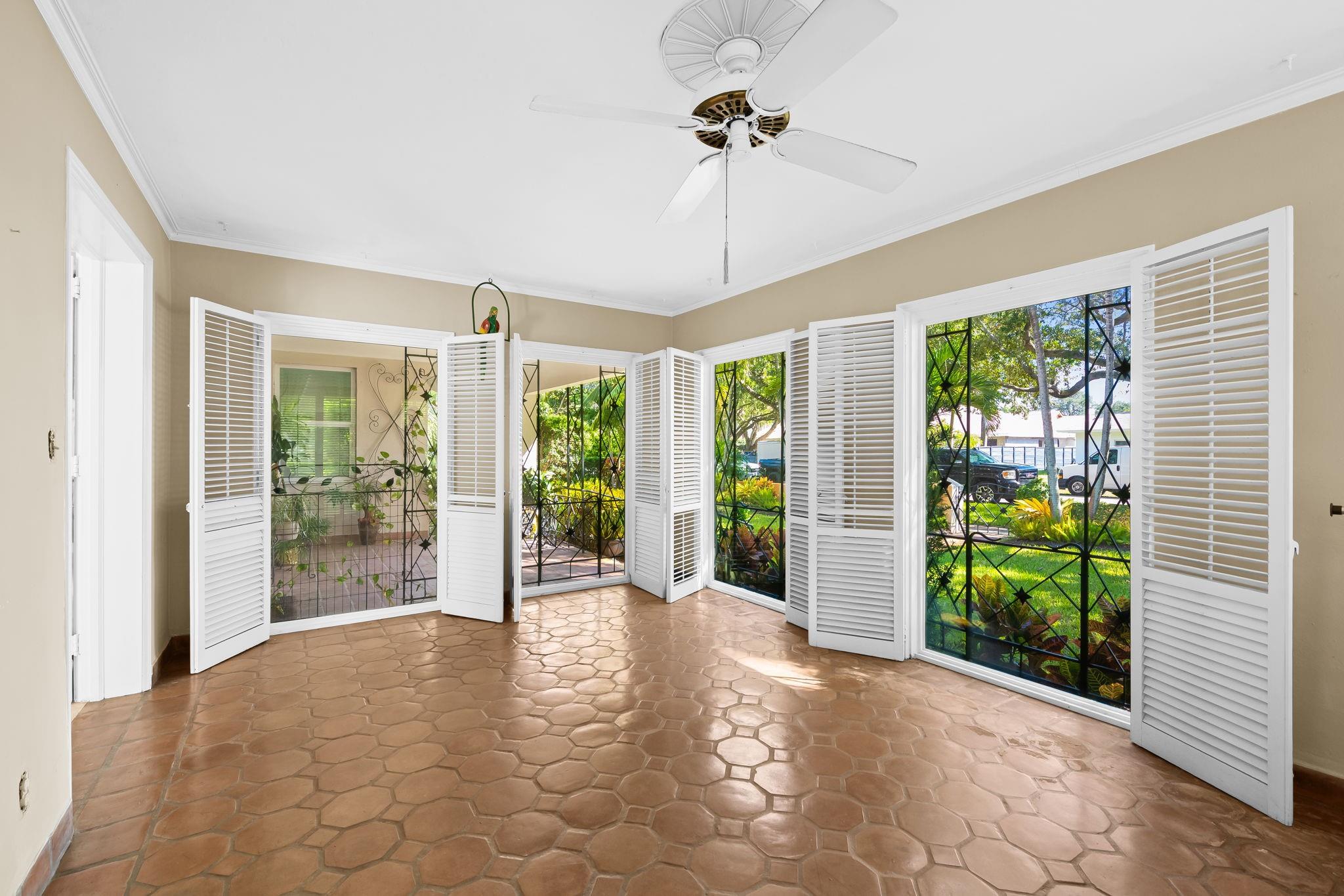 Rio Vista C J Hectors Res - Residential