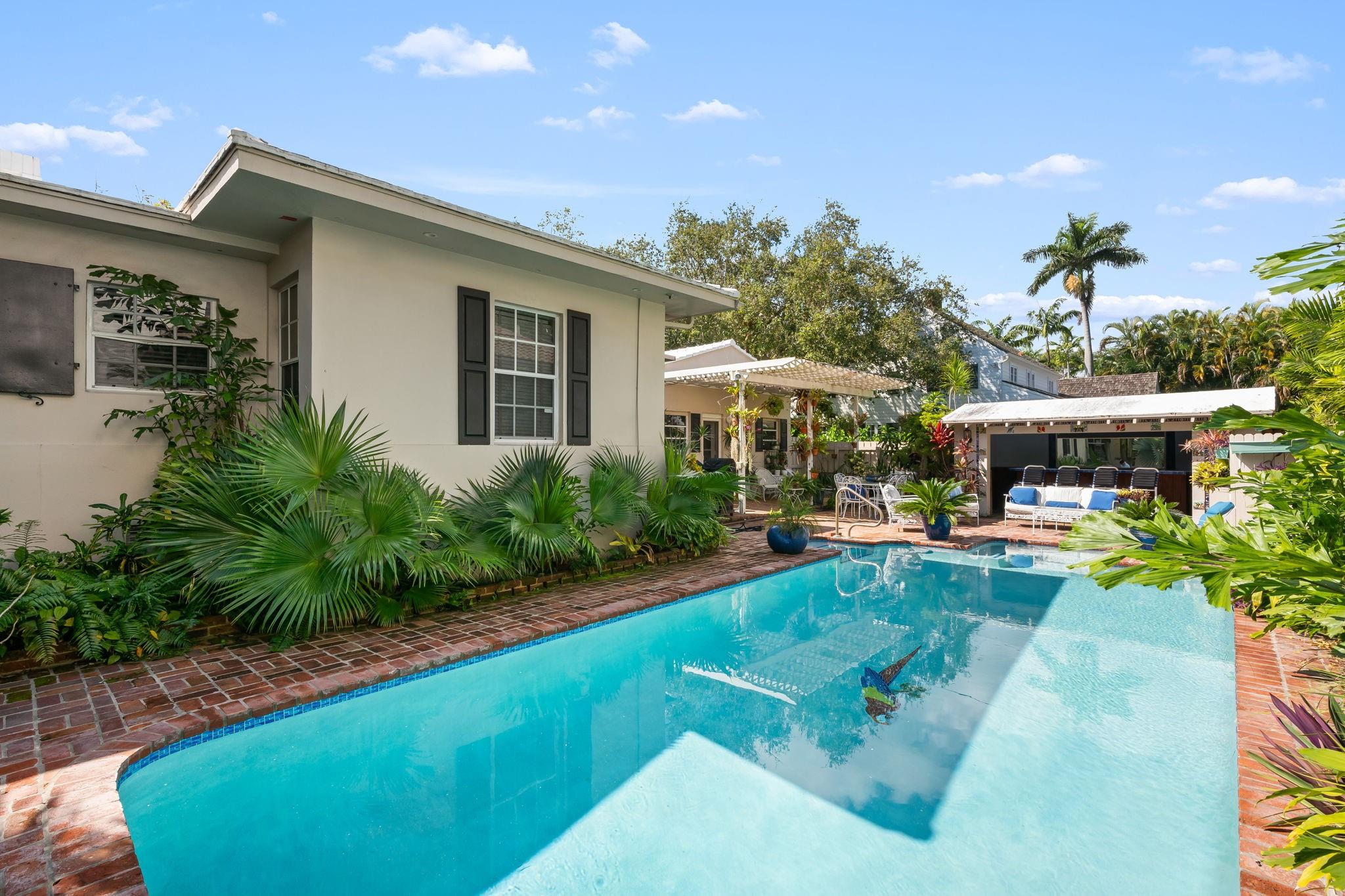 Rio Vista C J Hectors Res - Residential