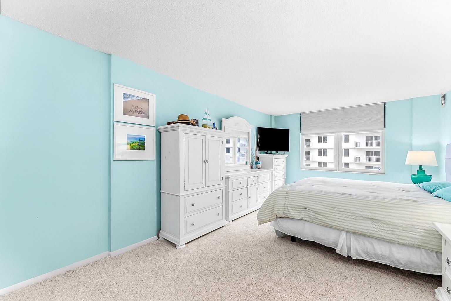 AMBASSADORS V NORTH CONDO - Residential Lease