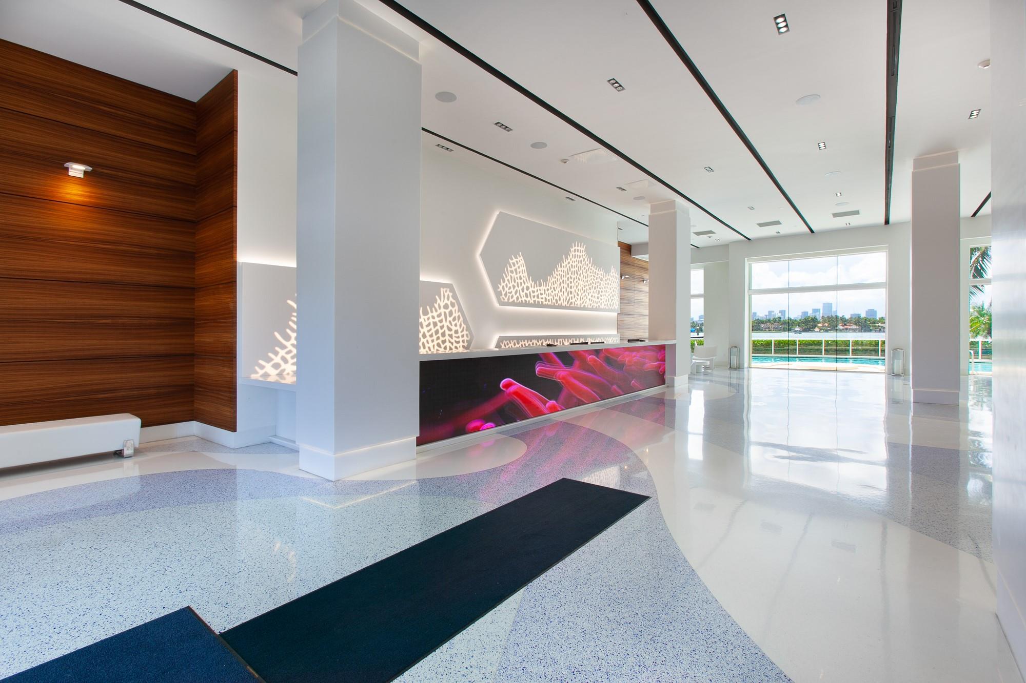 650 West Ave 2808