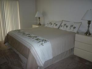 ADDISON POINTE AT BOCA RA - Residential Lease