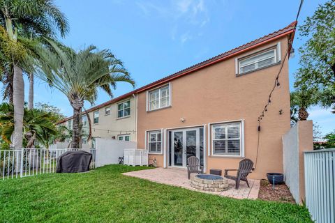 A home in Pembroke Pines