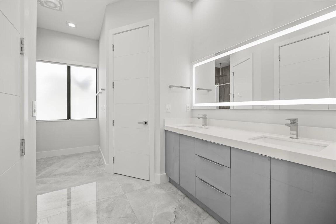 PORT ST LUCIE SECTION 39 - Residential