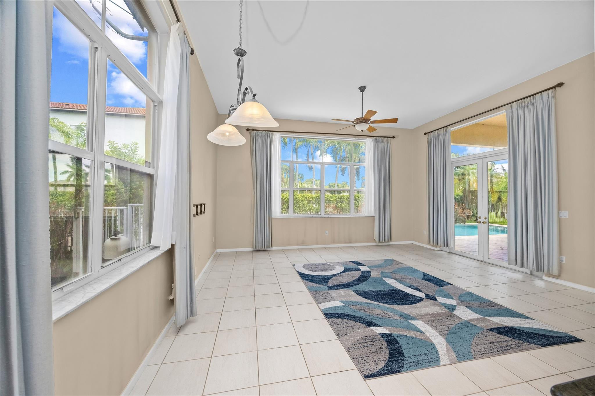 Riviera Isles I 167-28 B - Residential