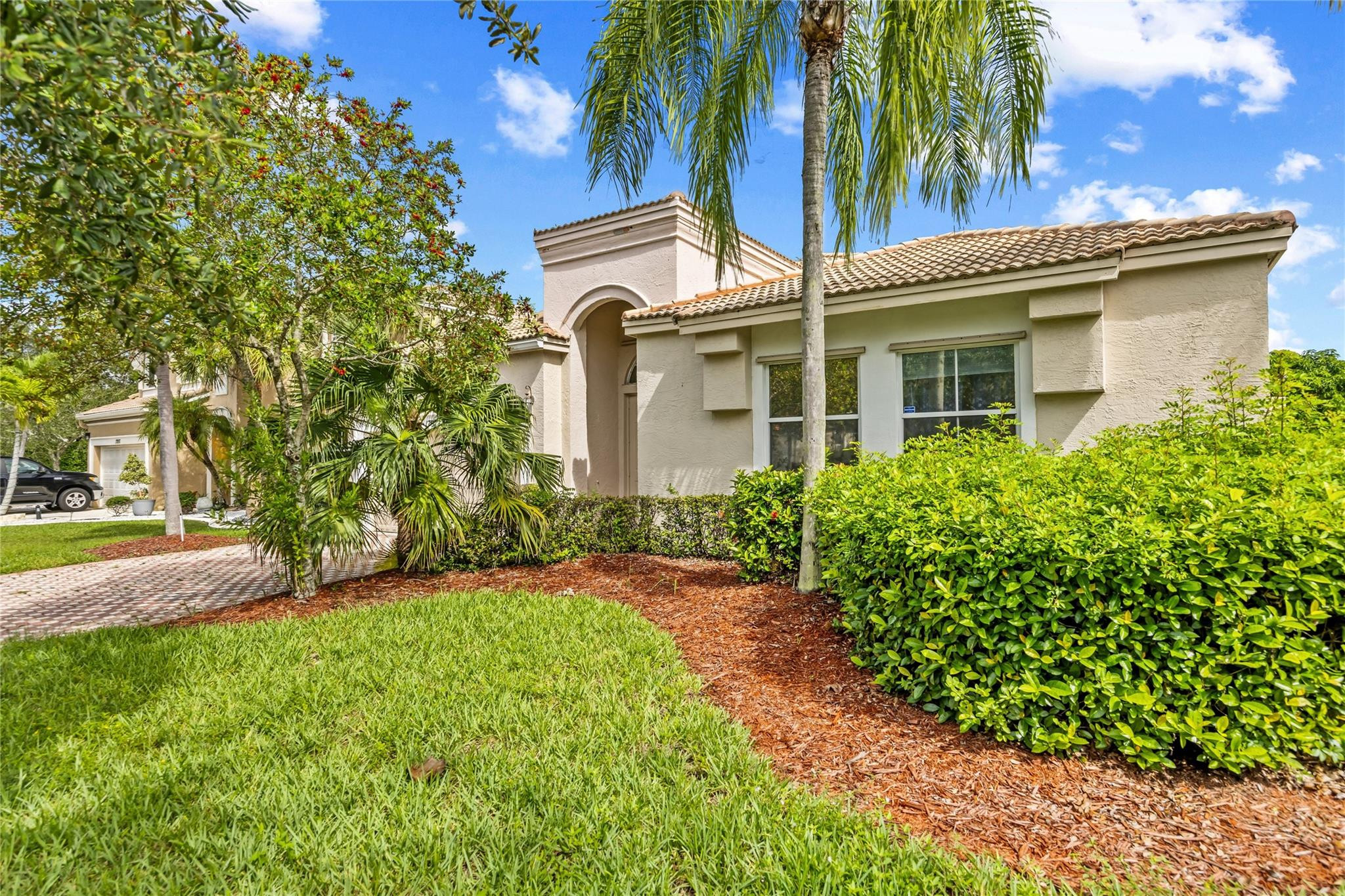 Riviera Isles I 167-28 B - Residential