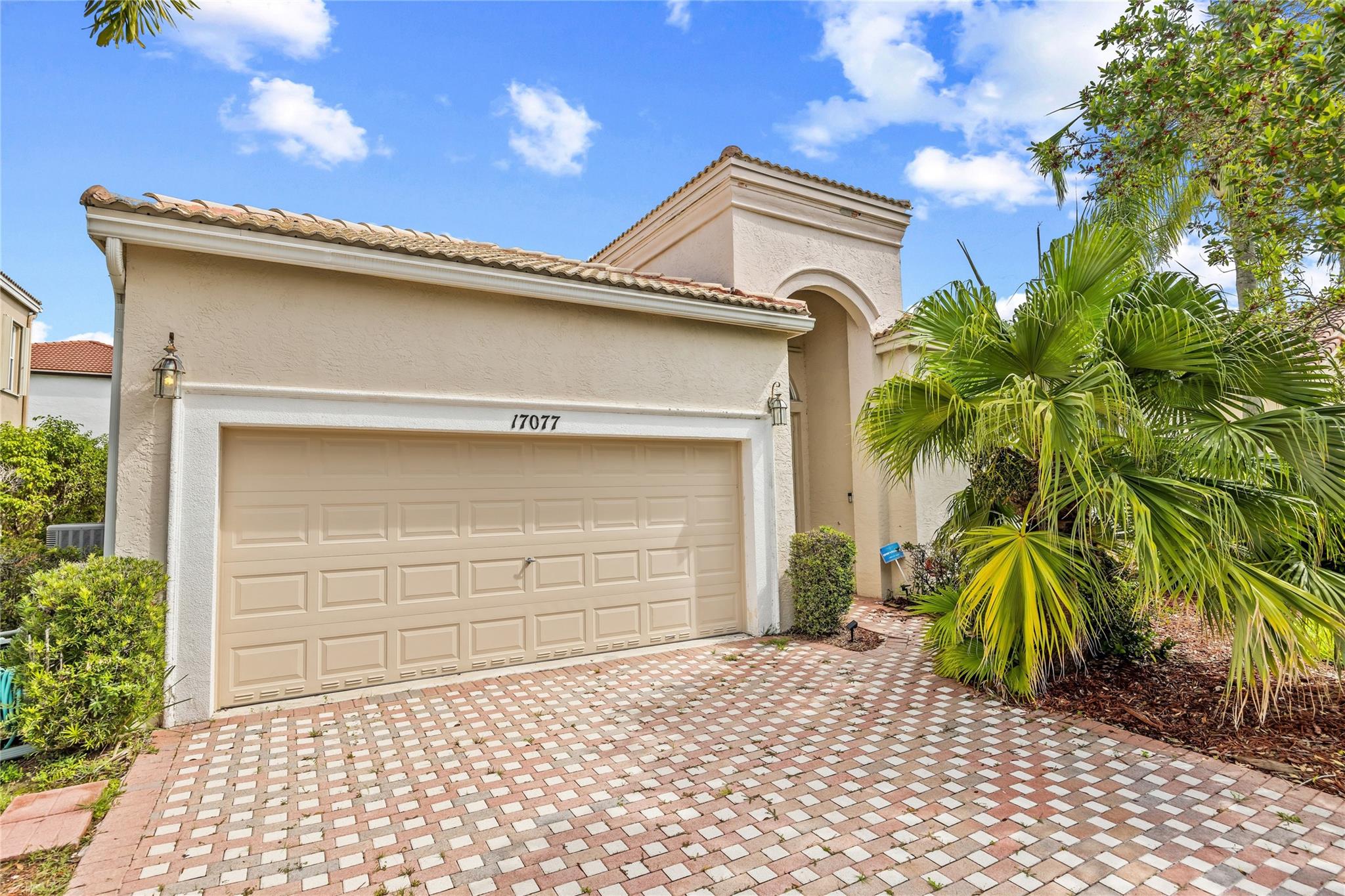 Beautifully maintained 4-bedroom, 3-bathroom that blends comfort and style. Bright, open living areas with soaring ceilings and a smart layout make everyday living and entertaining seamless. The kitchen offers ample cabinetry and counter space, flowing into the family and dining rooms. The spacious primary suite includes a walk-in closet and a spa-inspired bath with dual vanities, a soaking tub, and a separate shower. Additional bedrooms are versatile for guests or a home office. Enjoy your private backyard, perfect for relaxing or gatherings. A 2-car garage and quiet cul-de-sac setting complete the home.
Riviera Isles offers resort-style amenities: clubhouse, pool, fitness center, tennis courts, and more—all near top-rated schools, shopping, dining, and major highways.