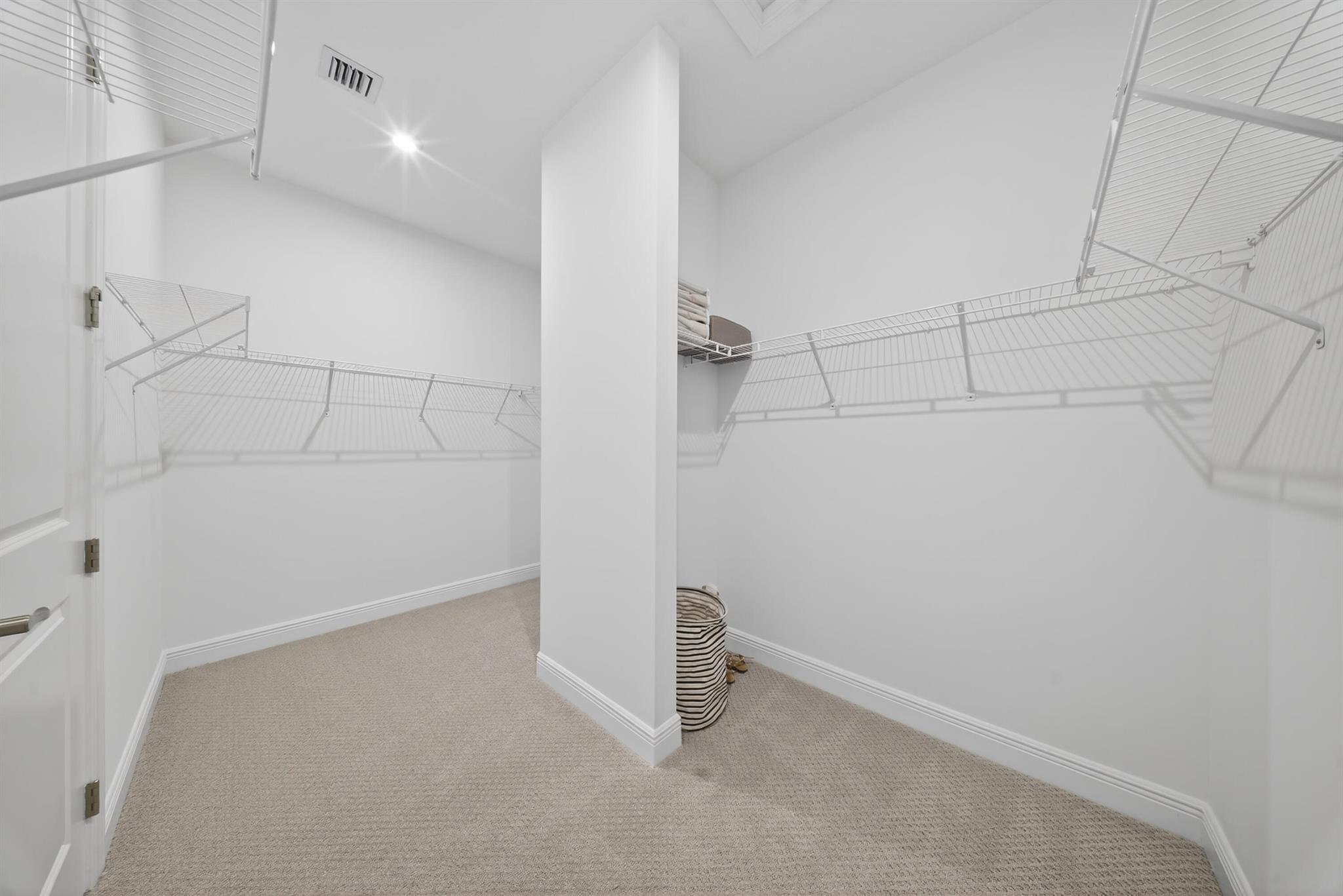 NEWFIELD CROSSROADS PHASE - Residential Lease