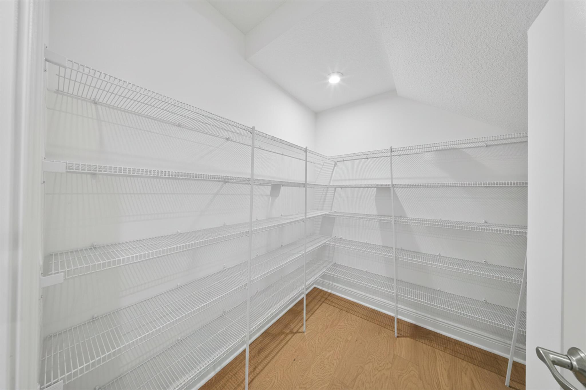 NEWFIELD CROSSROADS PHASE - Residential Lease