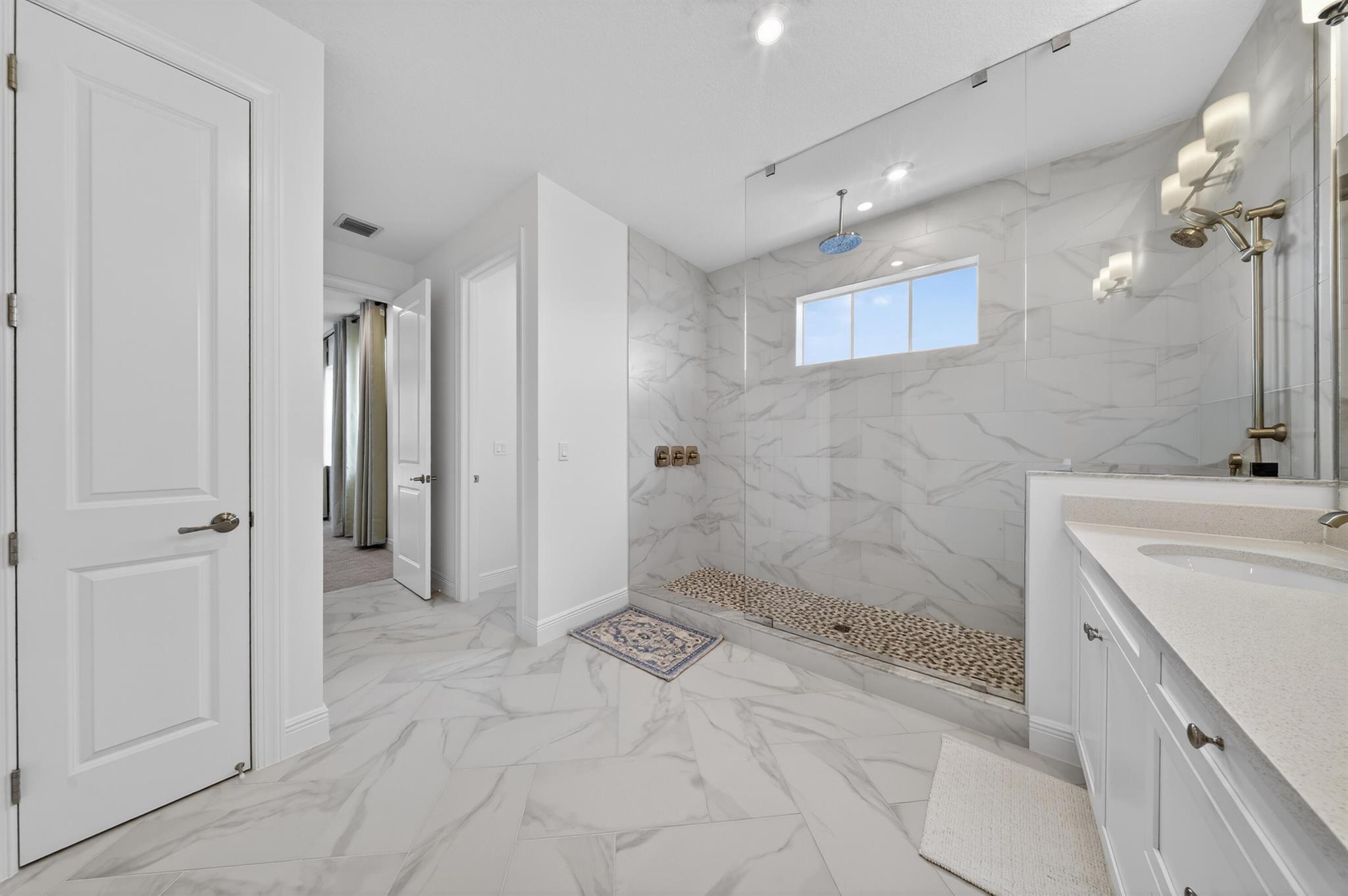 NEWFIELD CROSSROADS PHASE - Residential Lease