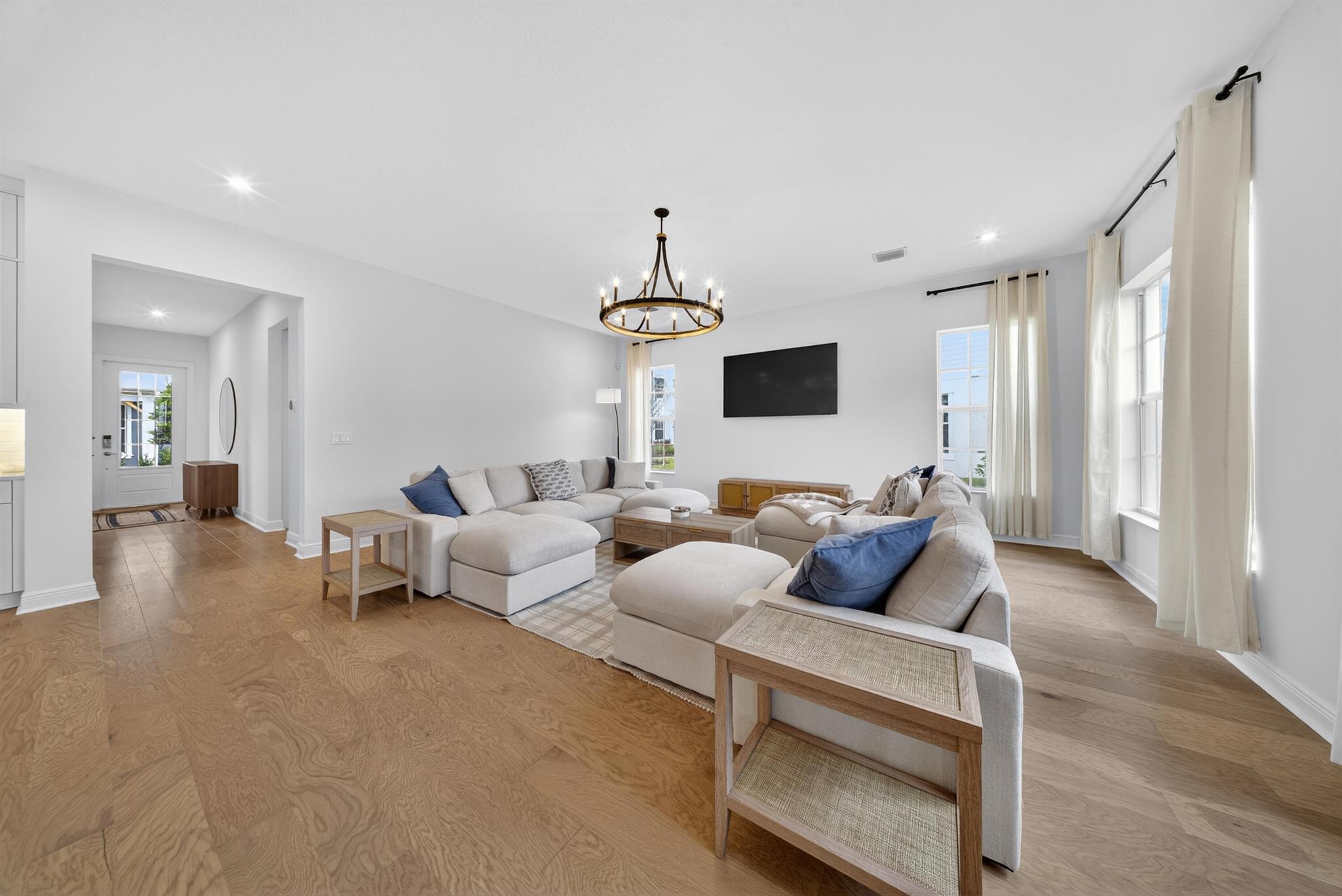 NEWFIELD CROSSROADS PHASE - Residential Lease