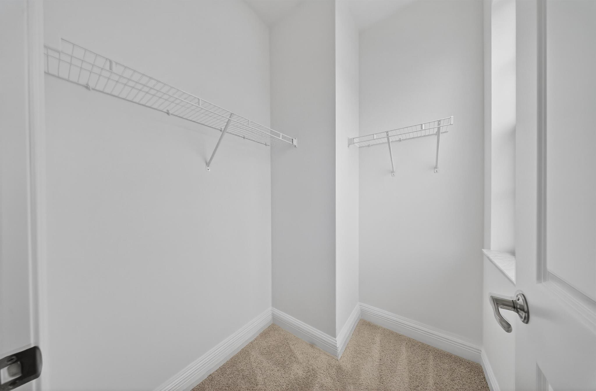 NEWFIELD CROSSROADS PHASE - Residential Lease