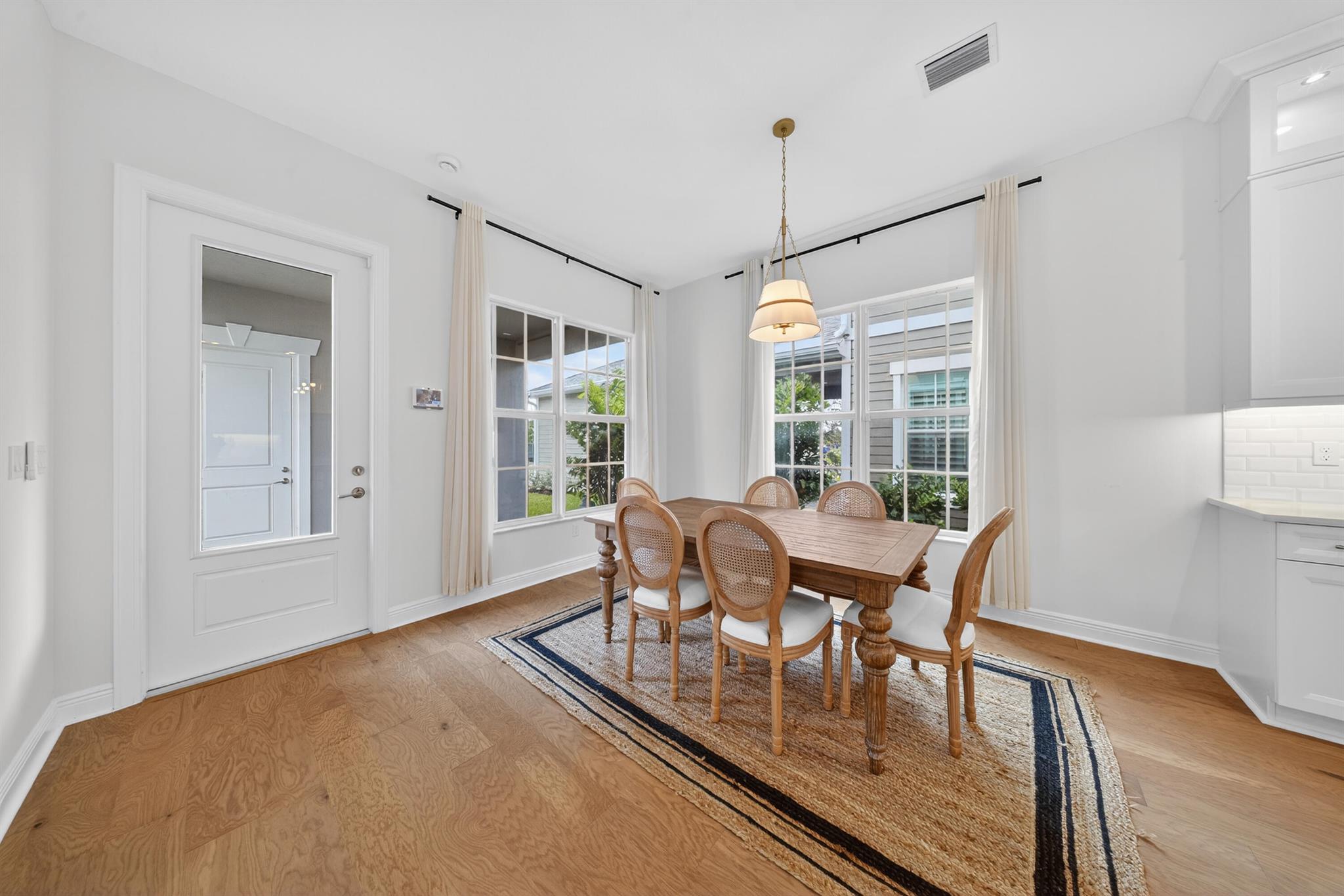 NEWFIELD CROSSROADS PHASE - Residential Lease