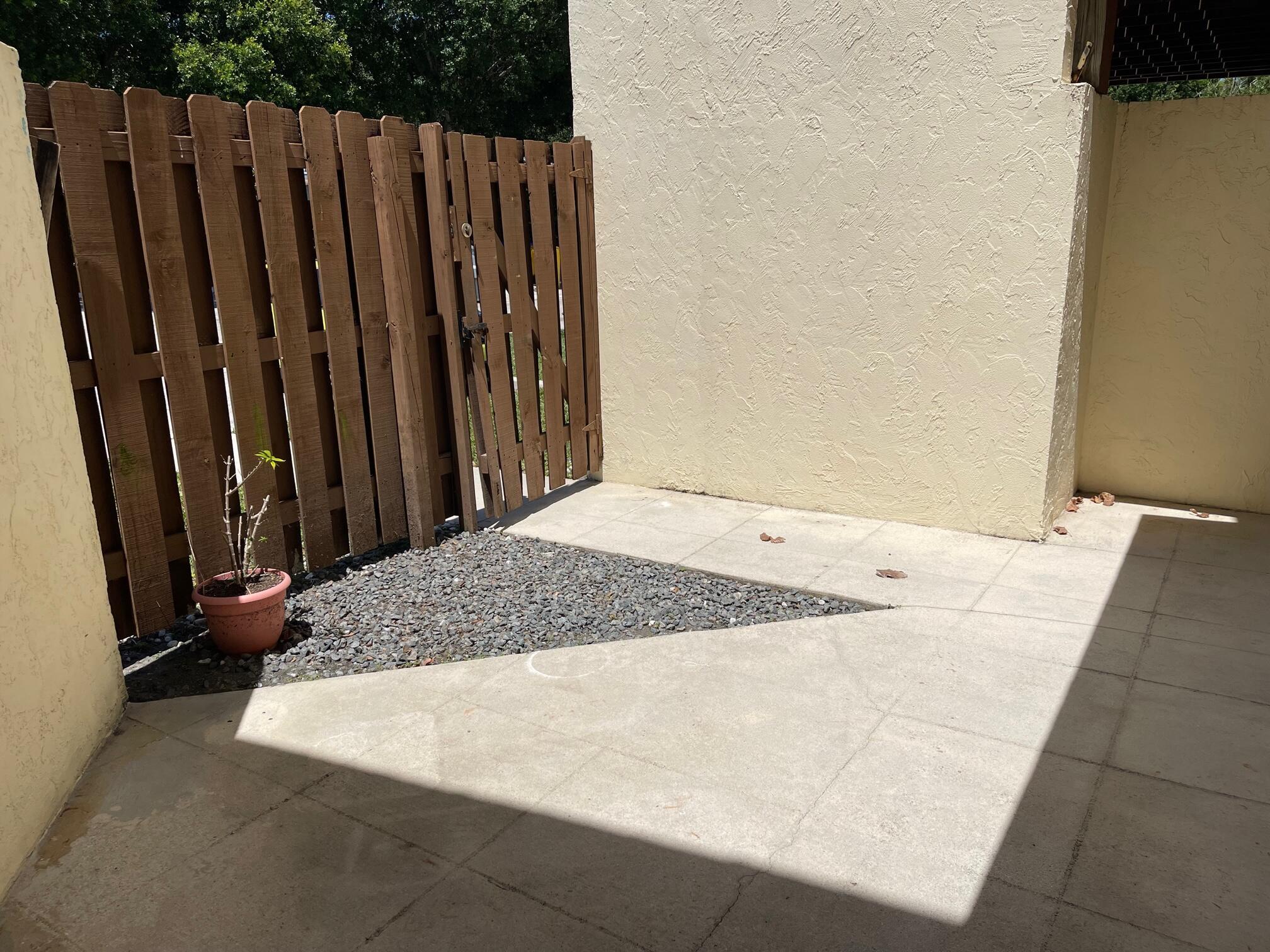 EDEN PLACE - Residential