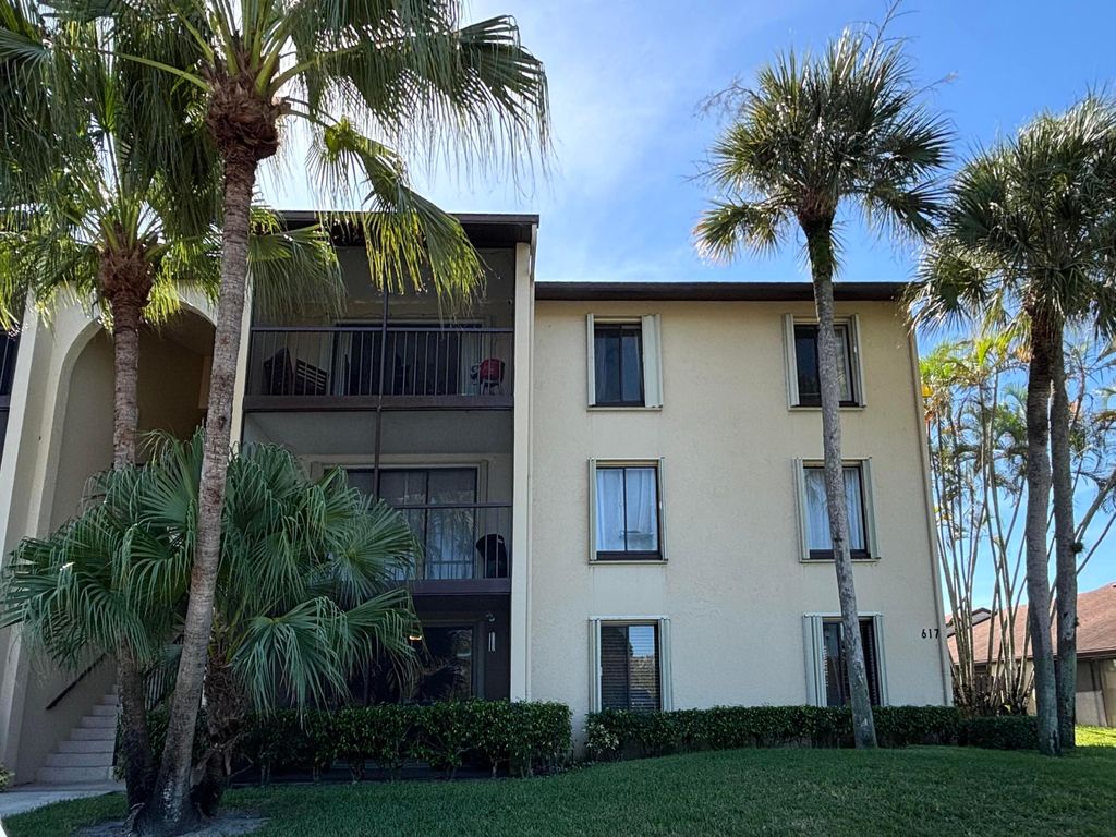 Photo of 617 Sea Pine Way #D1, Greenacres, FL 33415 (MLS # R11141815)