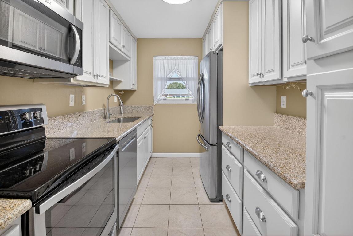 HIGH POINT CONDO SEC 4A - Residential