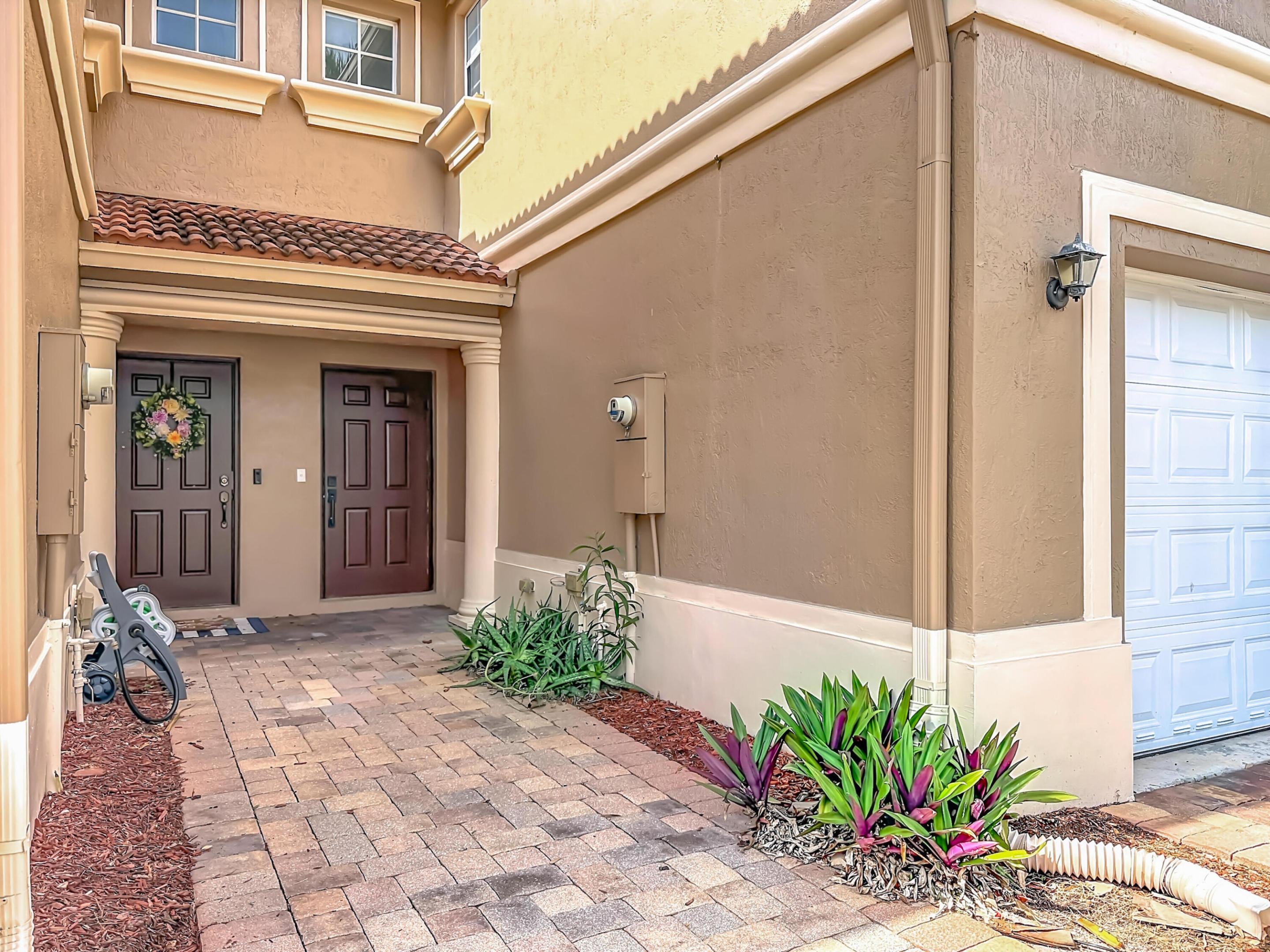 4106 WINDMILL PALM Way