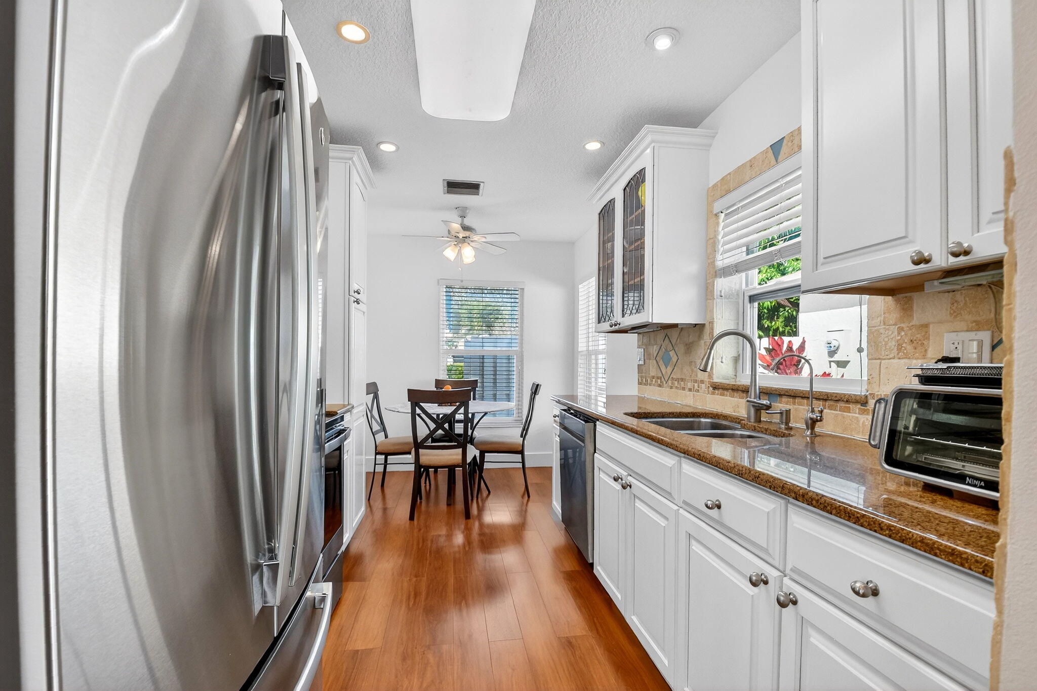 MIRROR LAKES 2 - Residential