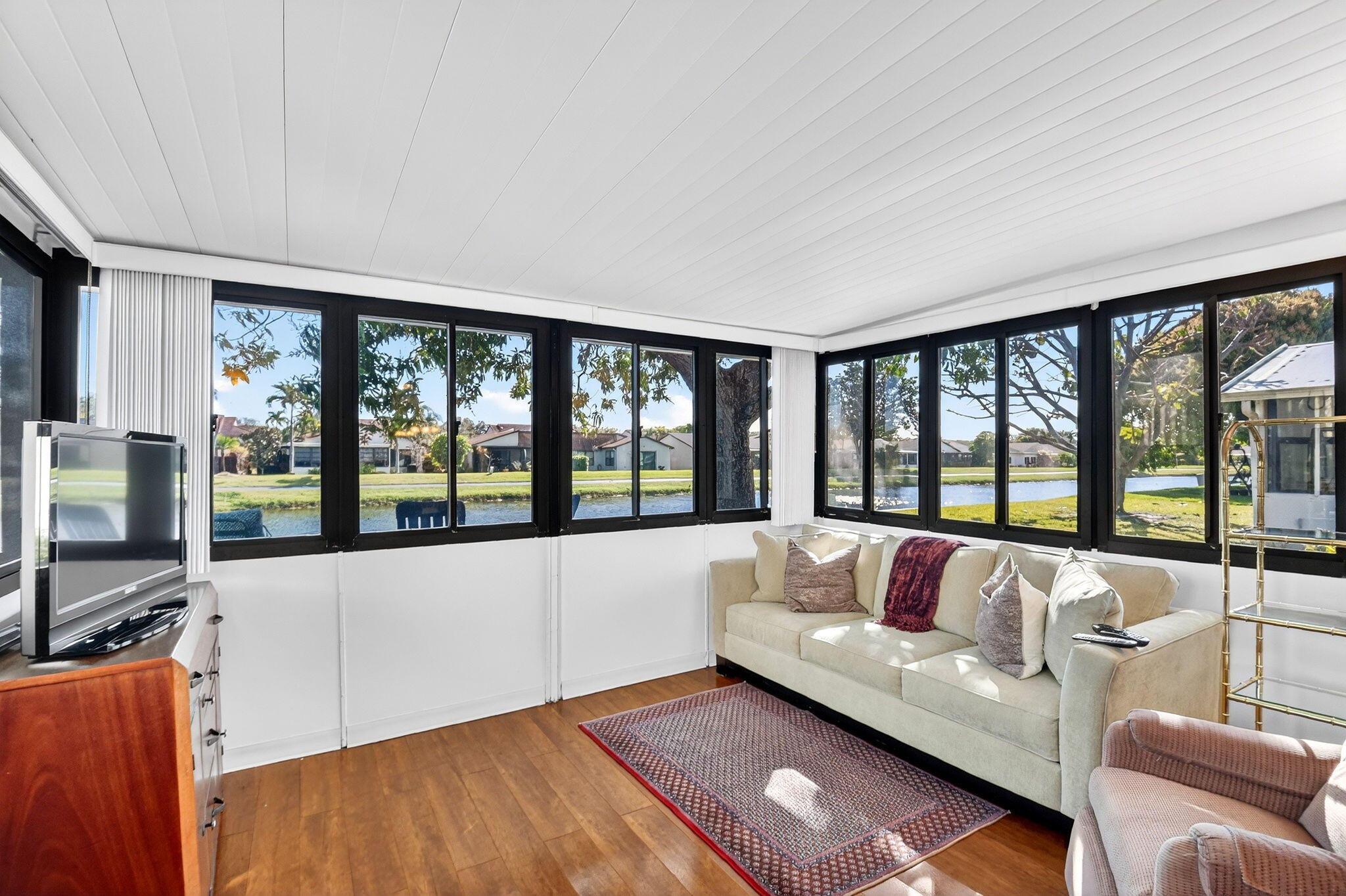 MIRROR LAKES 2 - Residential