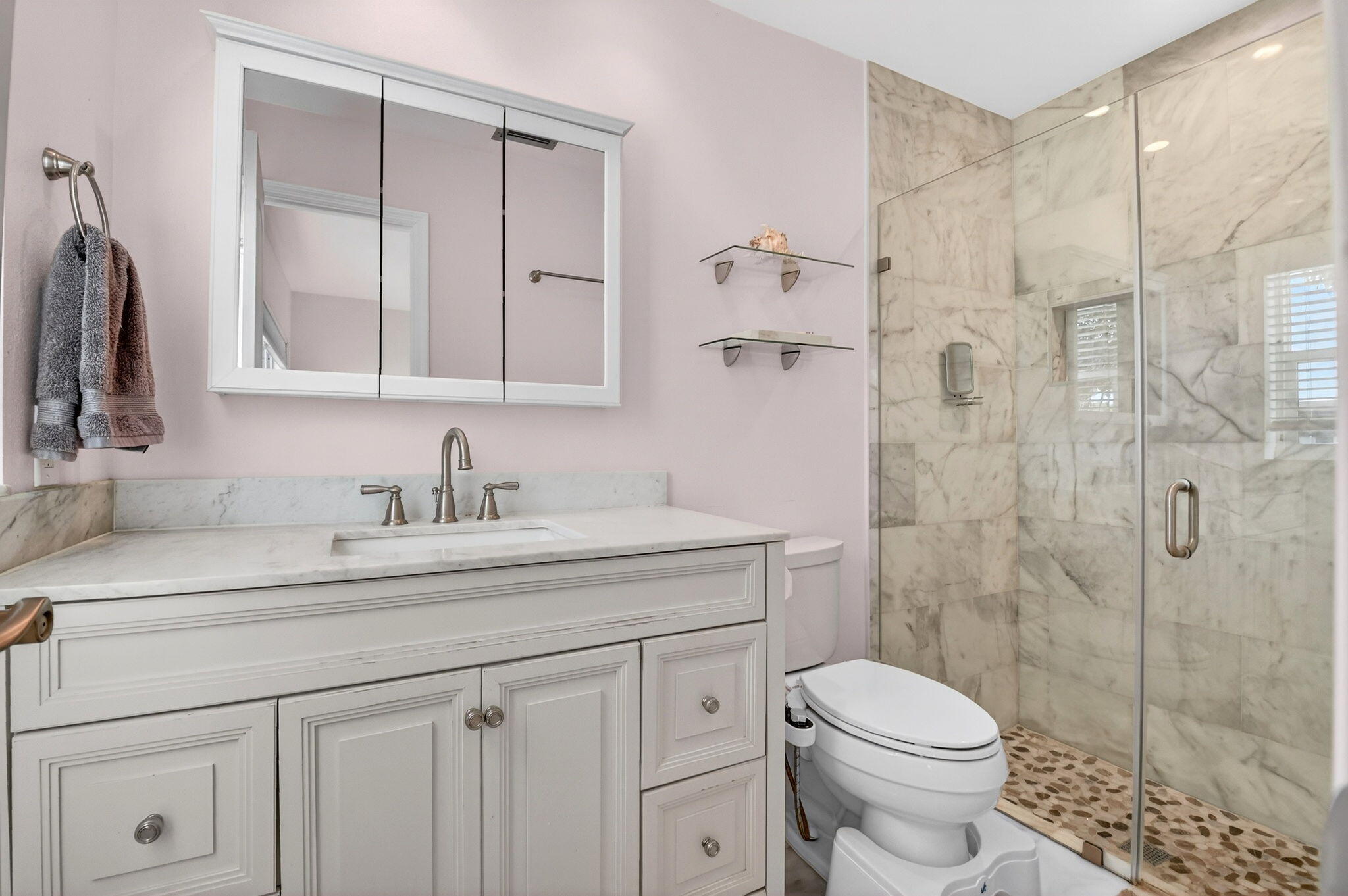 MIRROR LAKES 2 - Residential