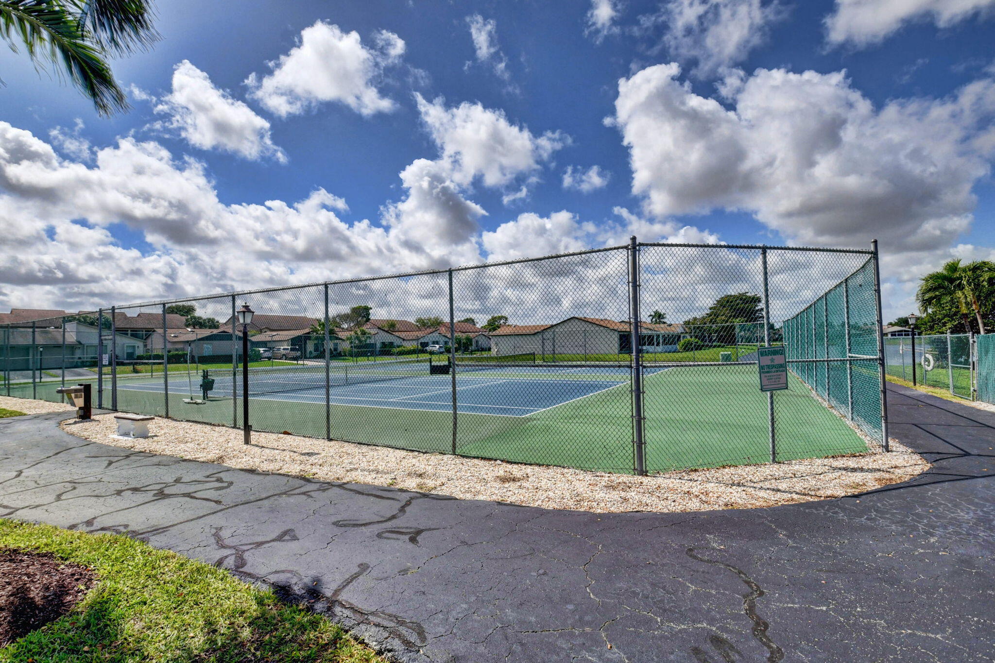 MIRROR LAKES 2 - Residential