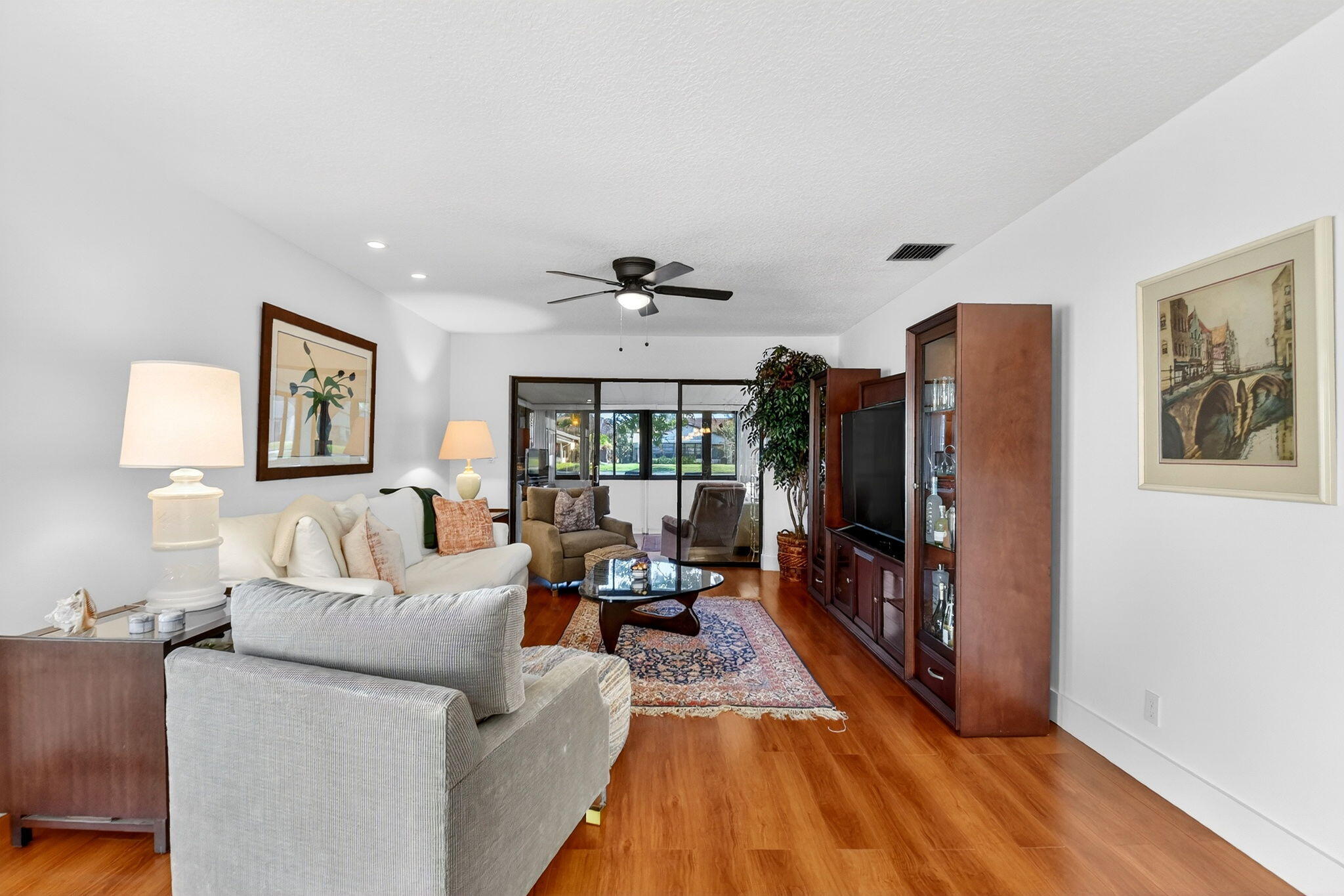 MIRROR LAKES 2 - Residential