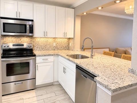 Tiny photo for 111 Lake Emerald Drive #404, Oakland Park, FL 33309 (MLS # B26090253)