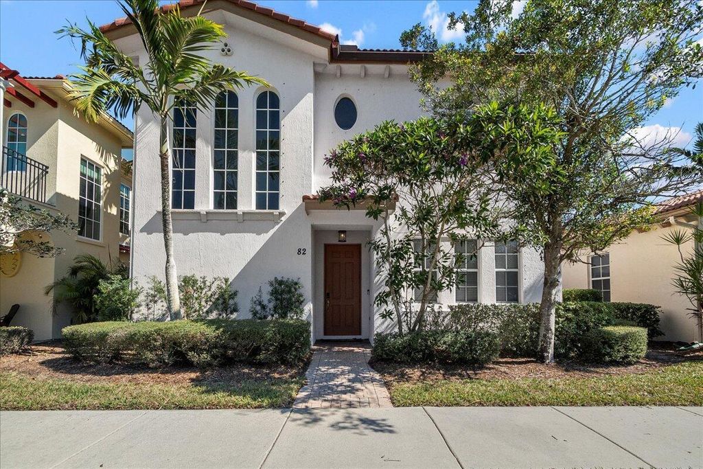 Photo of 82 Stoney Drive, Palm Beach Gardens, FL 33410 (MLS # B26026309)