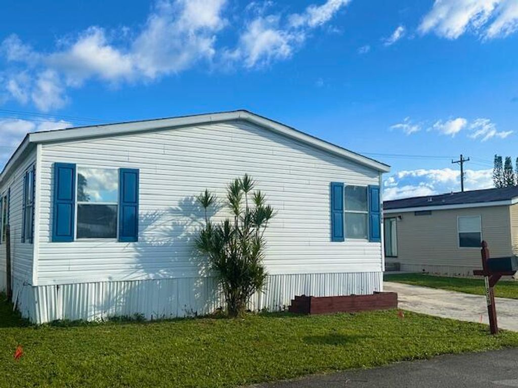 Photo of 11839 Bay Place, Boca Raton, FL 33428 (MLS # R11119871)