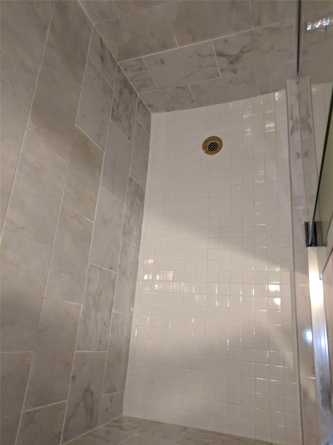 Windward II Condo - Residential Lease