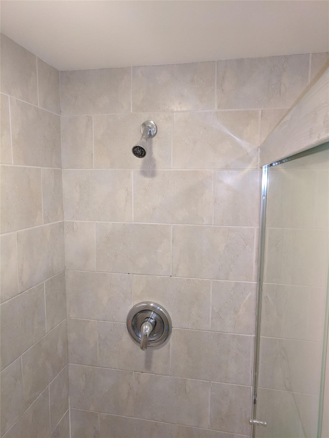 Windward II Condo - Residential Lease