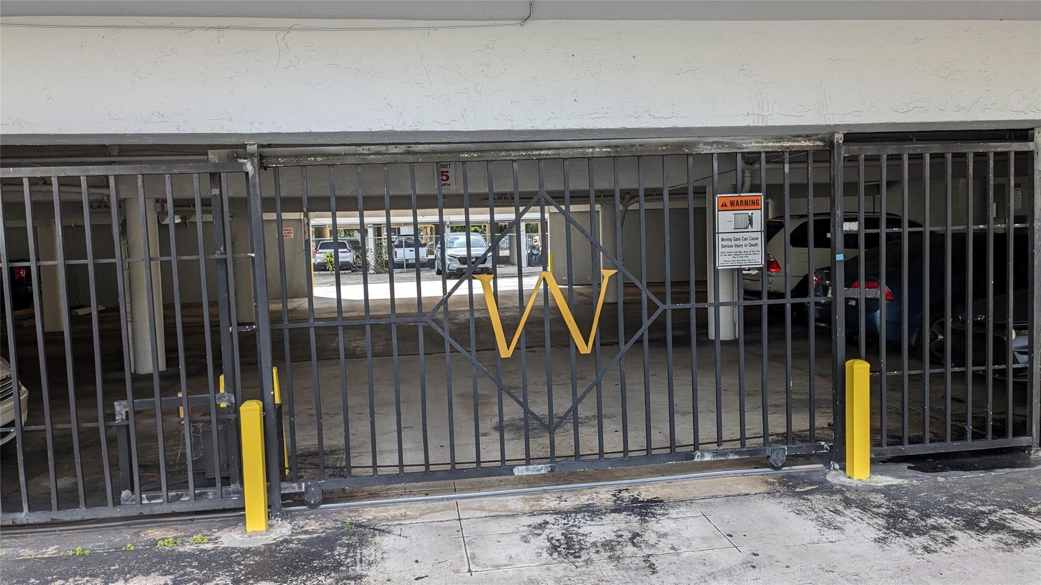 Windward II Condo - Residential Lease