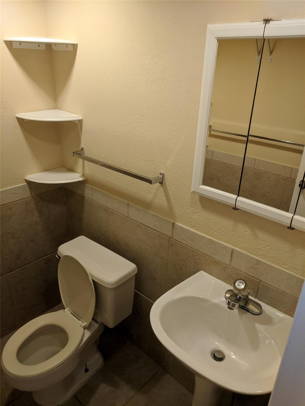 Windward II Condo - Residential Lease