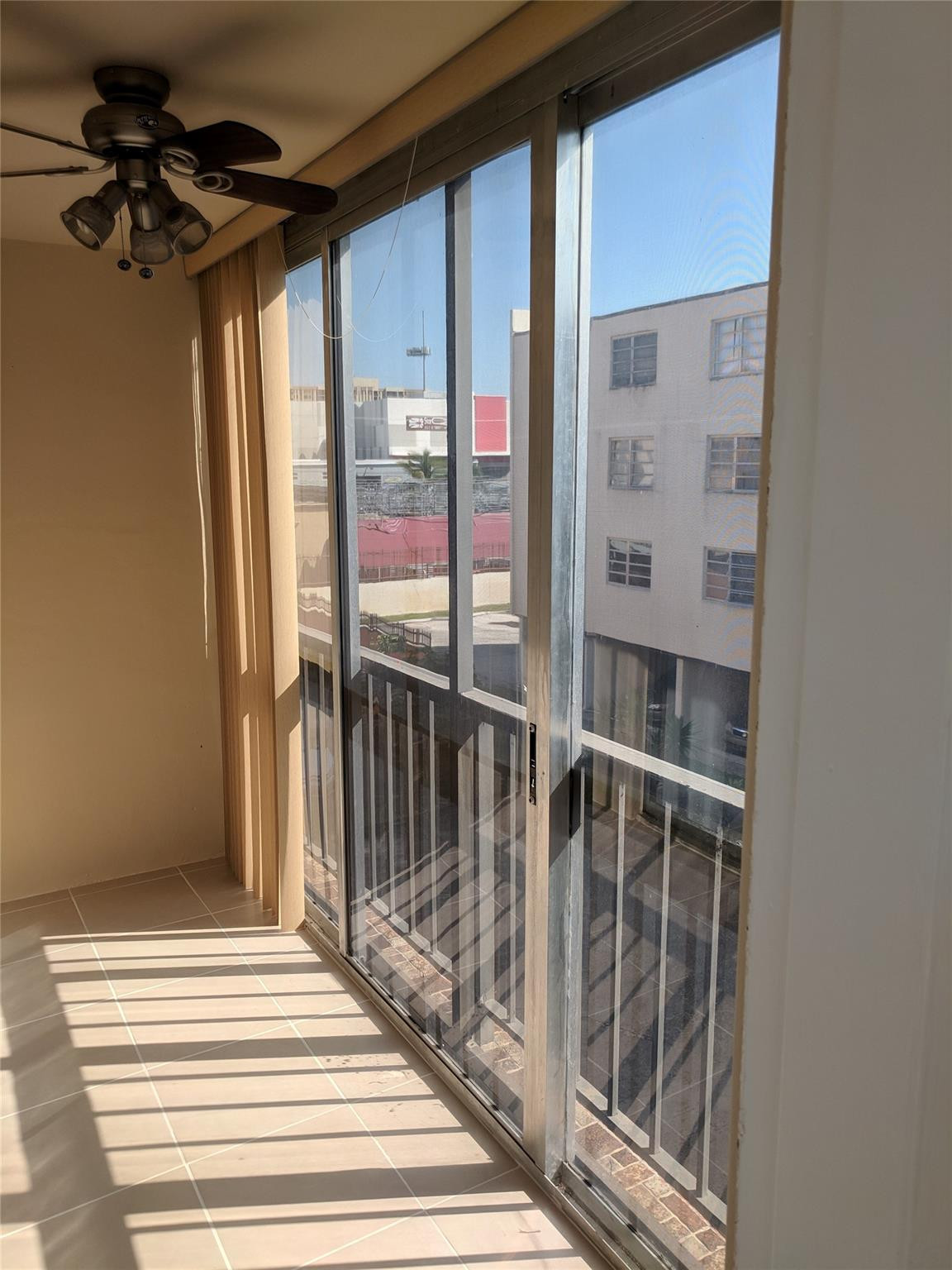 Windward II Condo - Residential Lease