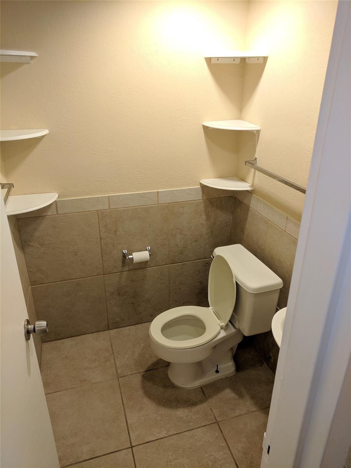 Windward II Condo - Residential Lease