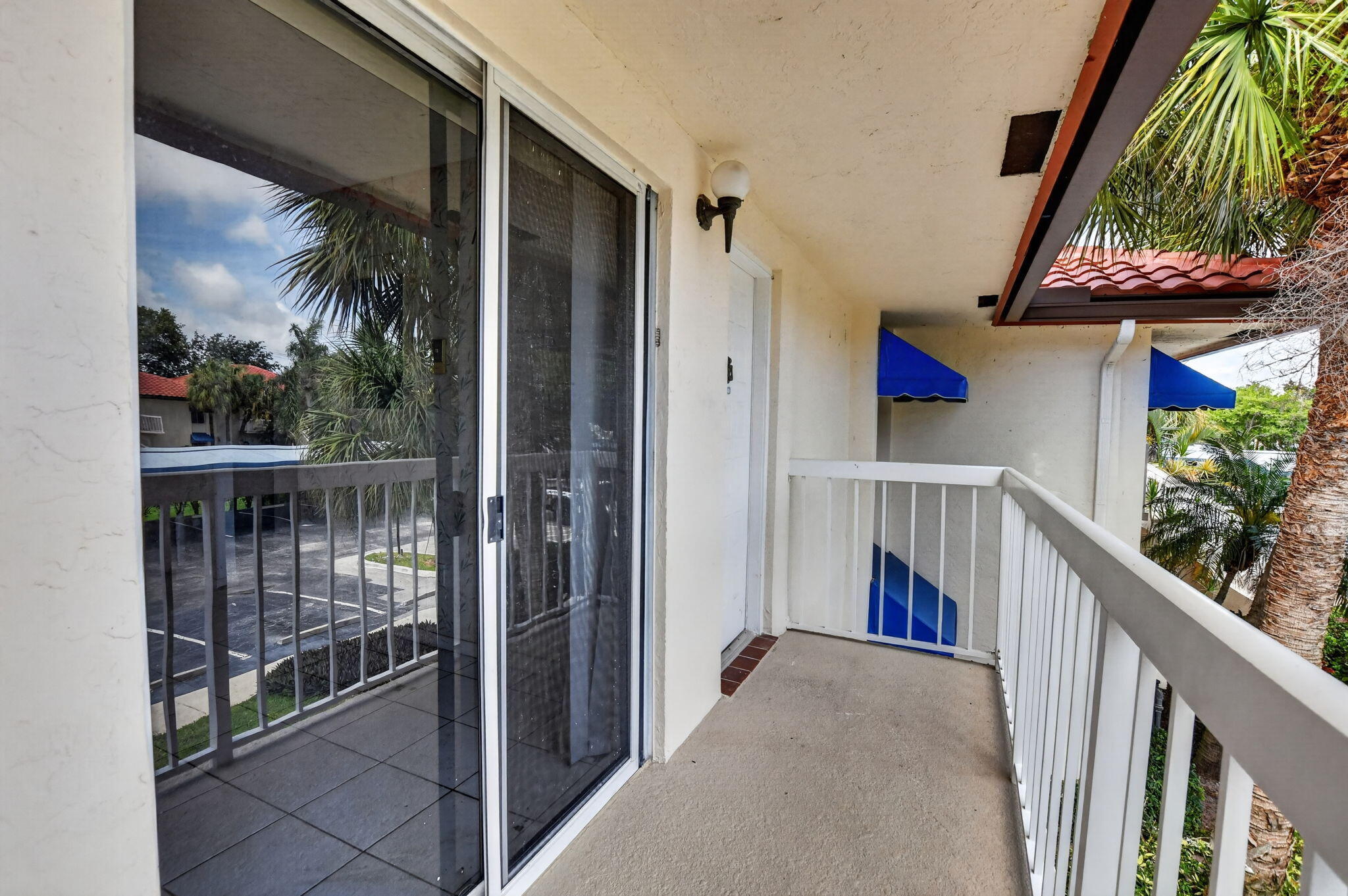 280 NW 67th Street B203