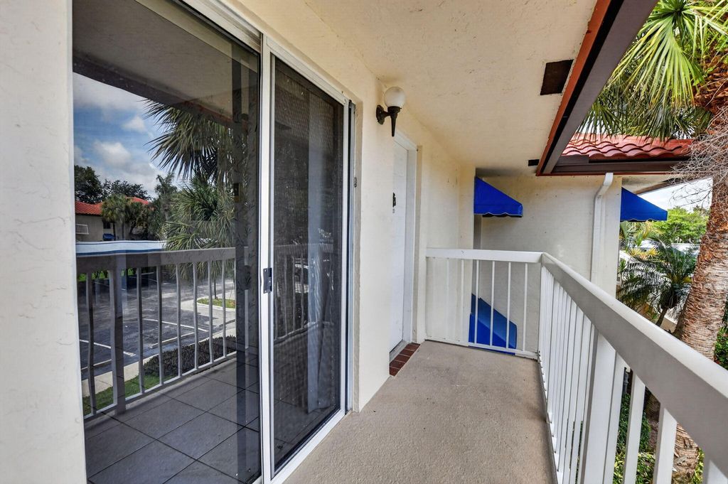 Photo of 280 NW 67th Street #B203, Boca Raton, FL 33487 (MLS # B26025537)