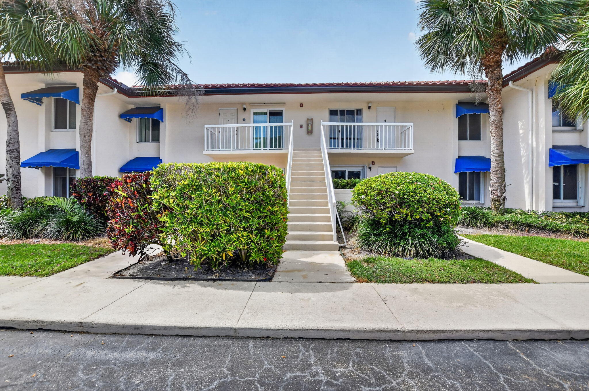 SAN DE VANCE GOLF & TENNIS CLUB CONDO - Residential