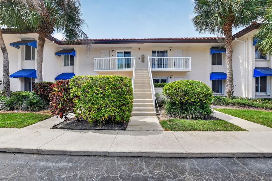 Rare opportunity in San de Vance! This 2-bedroom, 2-bath  condo with vaulted ceilings offers incredible potential and beautiful park-like views in a prime East Boca Raton location.  Positioned on the second floor, the unit features a screened-in balcony overlooking a peaceful, green setting—creating the perfect backdrop for a future renovation. With its spacious layout and high ceilings, this property provides an ideal canvas to design and customize to your exact vision.  The home is ready for a full renovation, making it a standout opportunity for investors, flippers, or buyers looking to create a personalized space from the ground up.  Located just minutes from Boca's beaches, major highways, shopping, and dining, the convenience and location add significant long-term value. If you've been searching for a project with strong upside in a desirable area, this is one you won't want to miss.  Cash only.