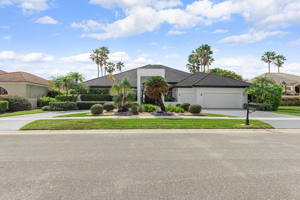 Photo of 10483 Stonebridge Boulevard SE, Boca Raton, FL 33498 (MLS # R11067363)