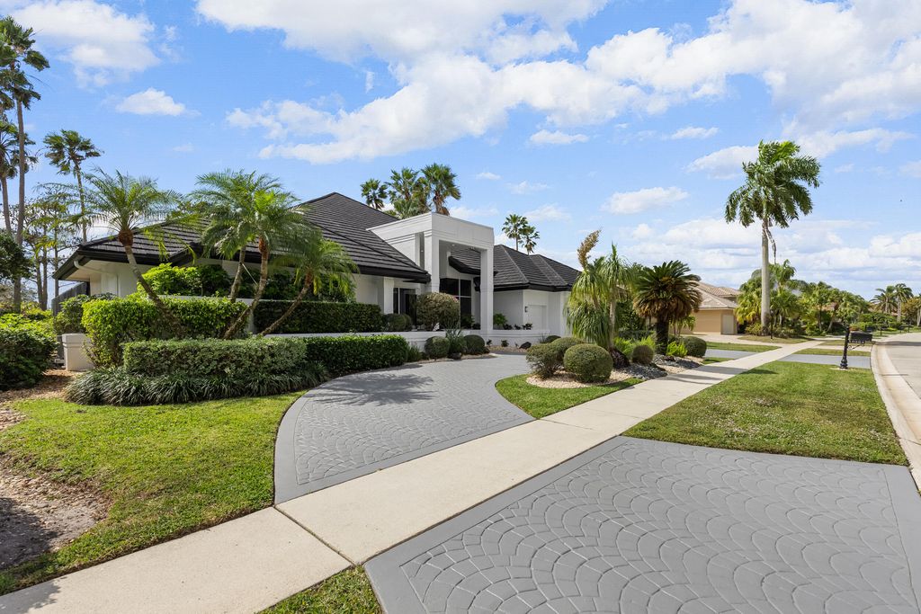 Photo of 10483 Stonebridge Boulevard SE, Boca Raton, FL 33498 (MLS # R11067363)
