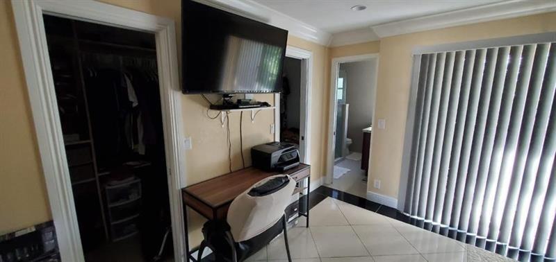 Blue Lake Twnhs Condo - Residential Lease