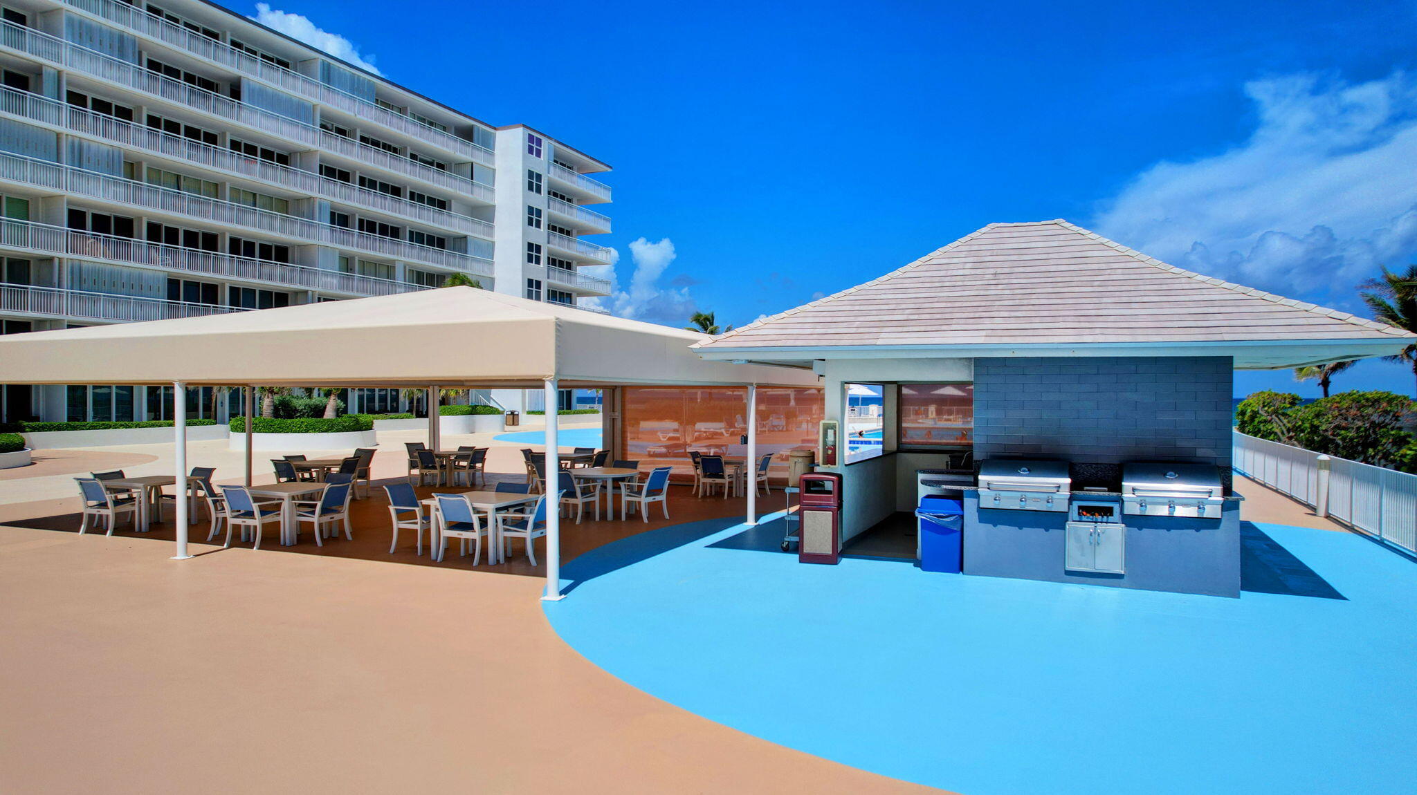 BARCLAY CONDO - Residential Lease