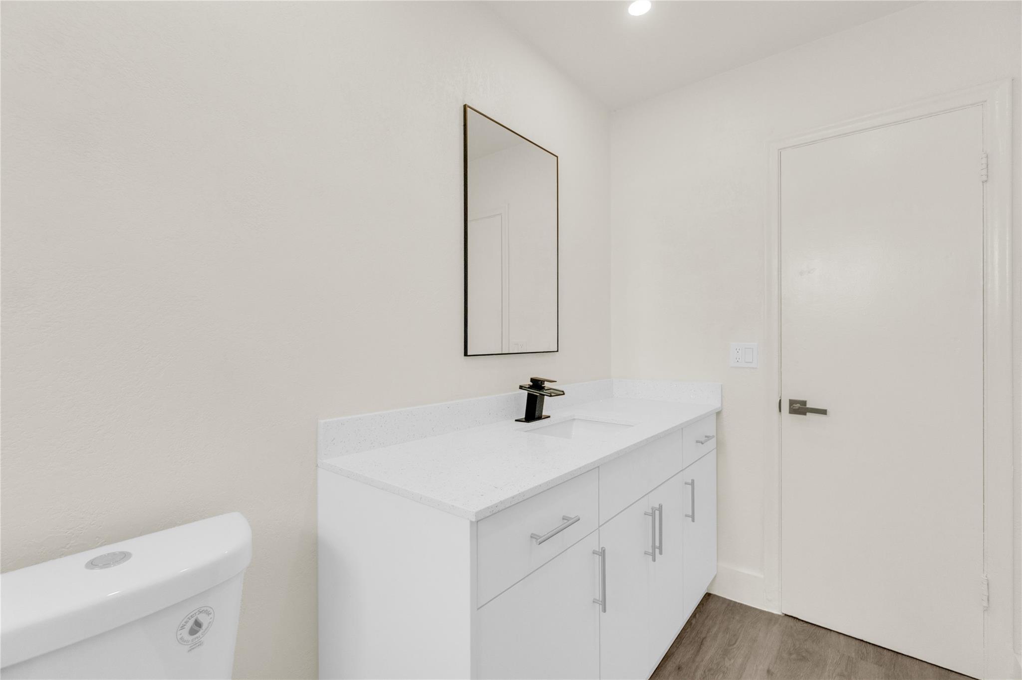 Forward Sub Two 64-30 B - Residential