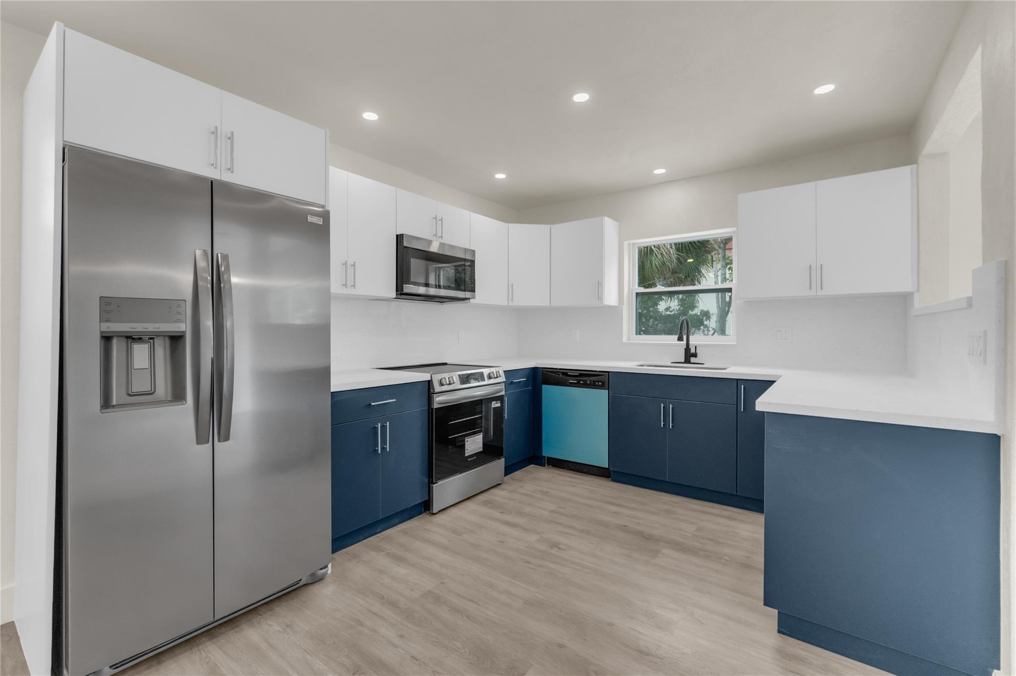 Forward Sub Two 64-30 B - Residential